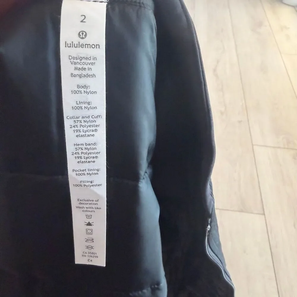 Lululemon women’s black jacket size 2